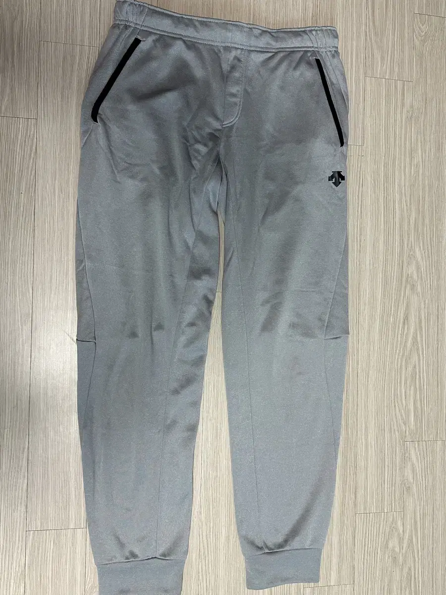 Descent chuu training pants