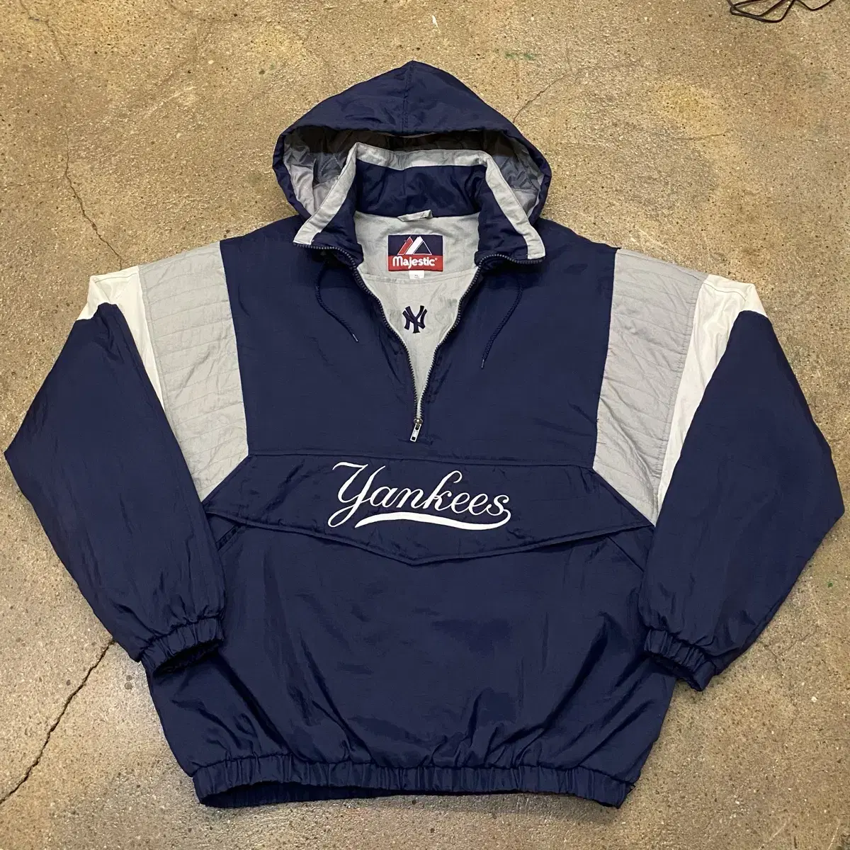 Brand New, Rare 90s USA Majestic New York Yankees Anorak Padded Jacket