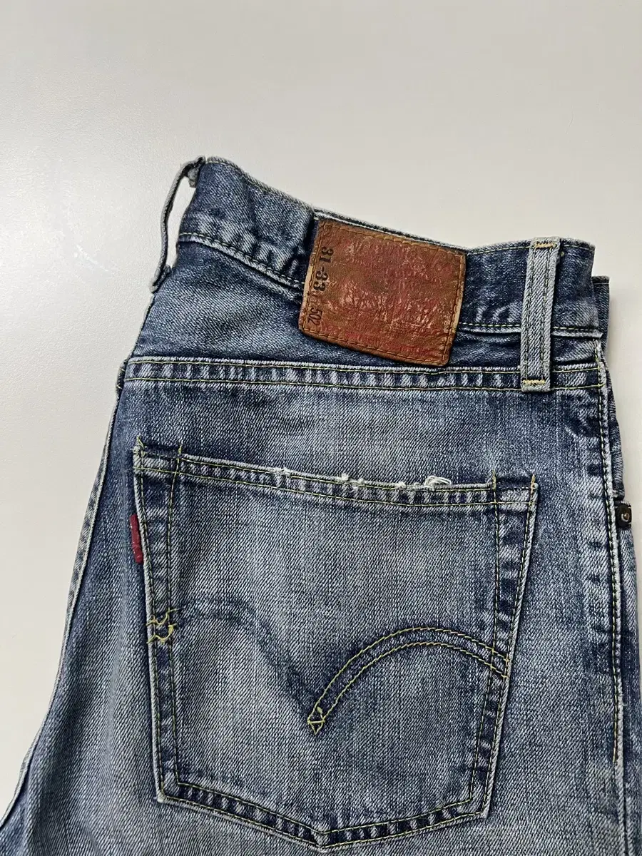 4 Japan Levi's Vintage bulk Dispose of.