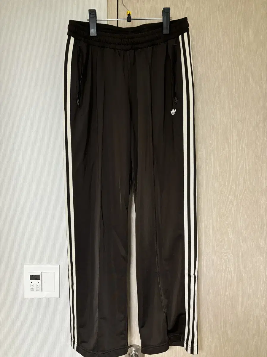 [L] Adidas Track Pants Xen Neutral Brown Color