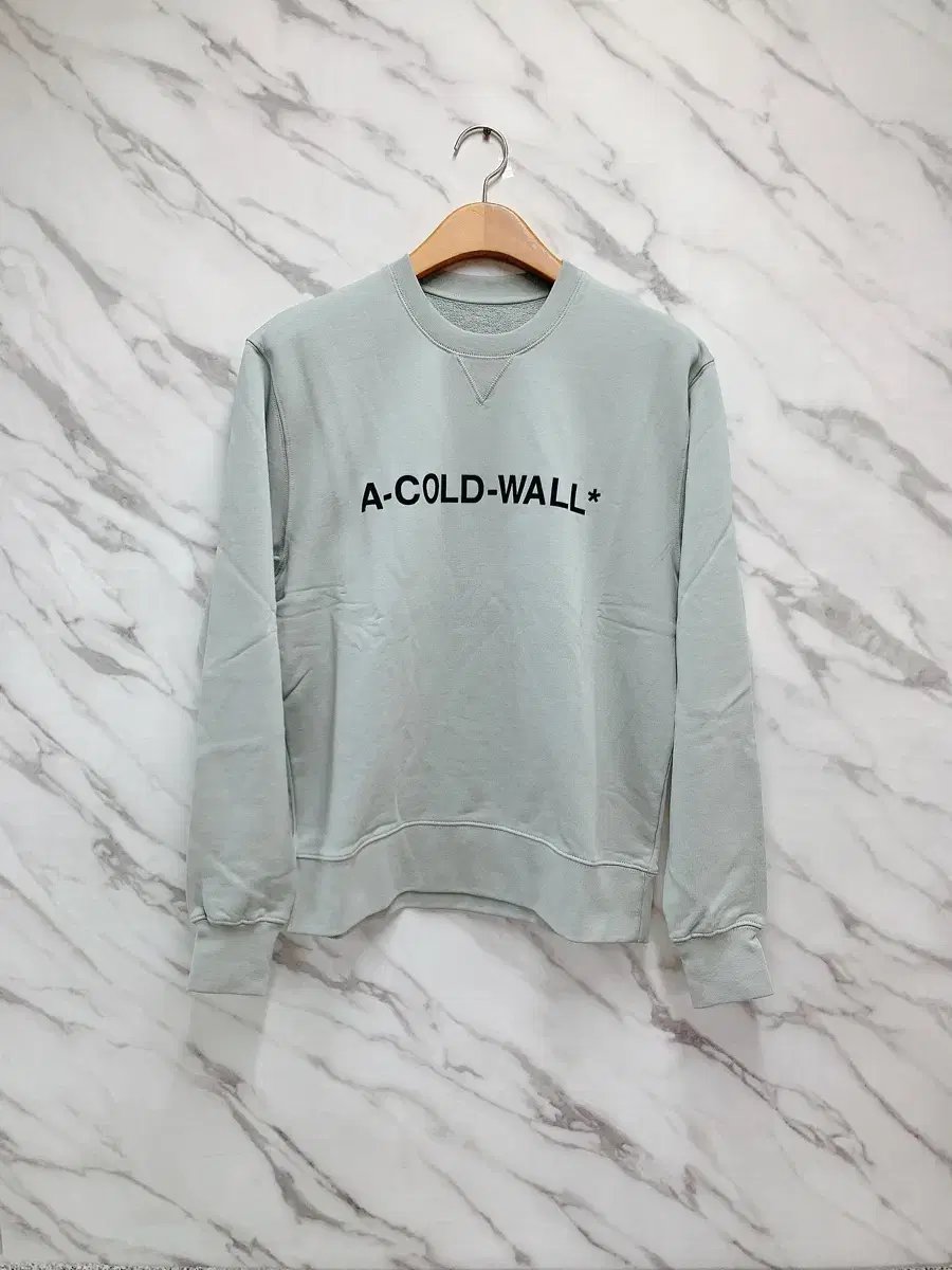 (Genuine/New) Acoldwall Light Gray Essentials Logo T-Shirt