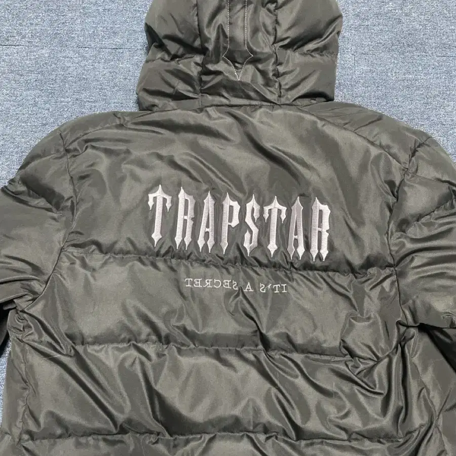 Trapstar 패딩(새상품)