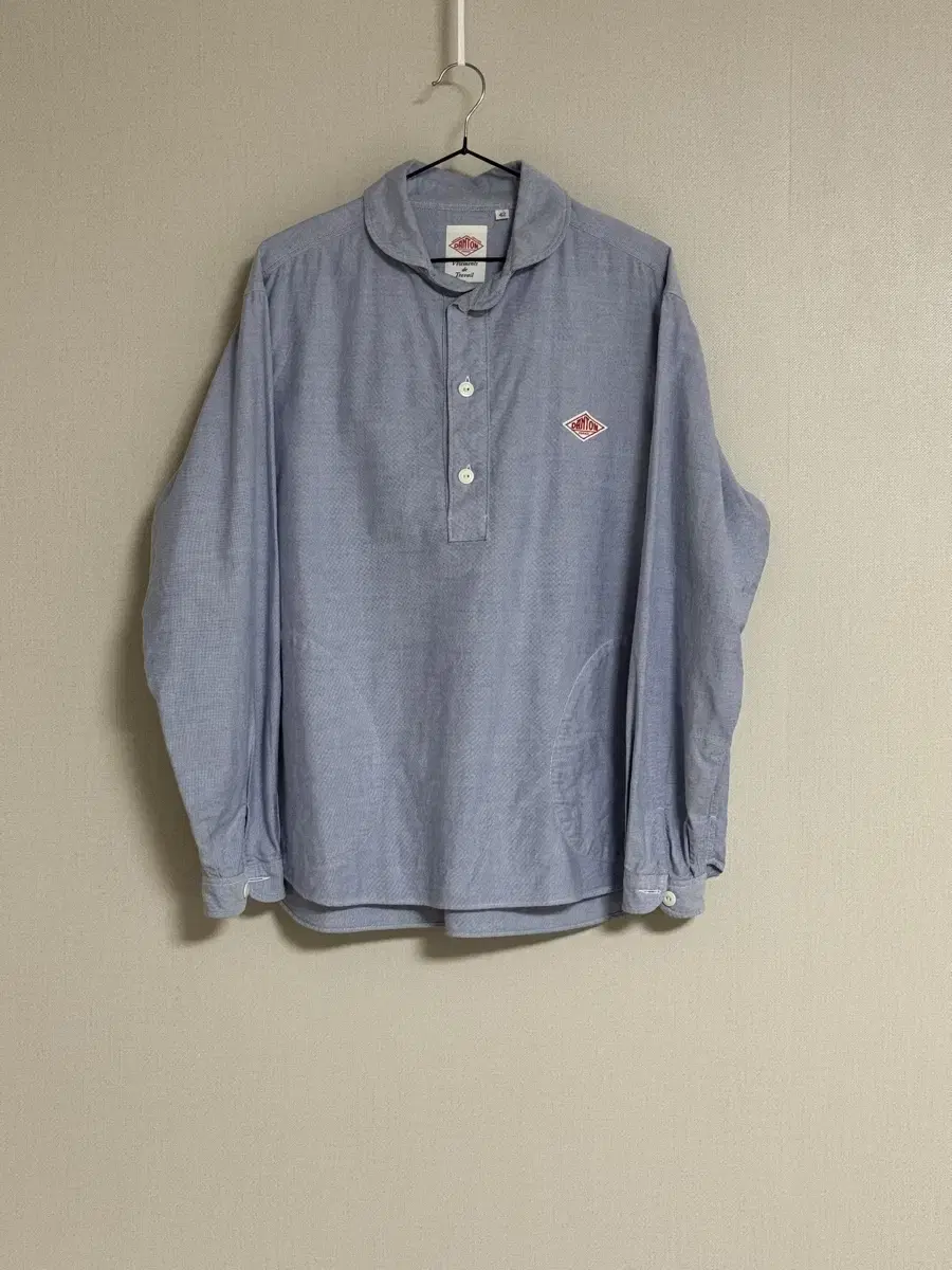 DANTON Round collar pullover shirt size 42