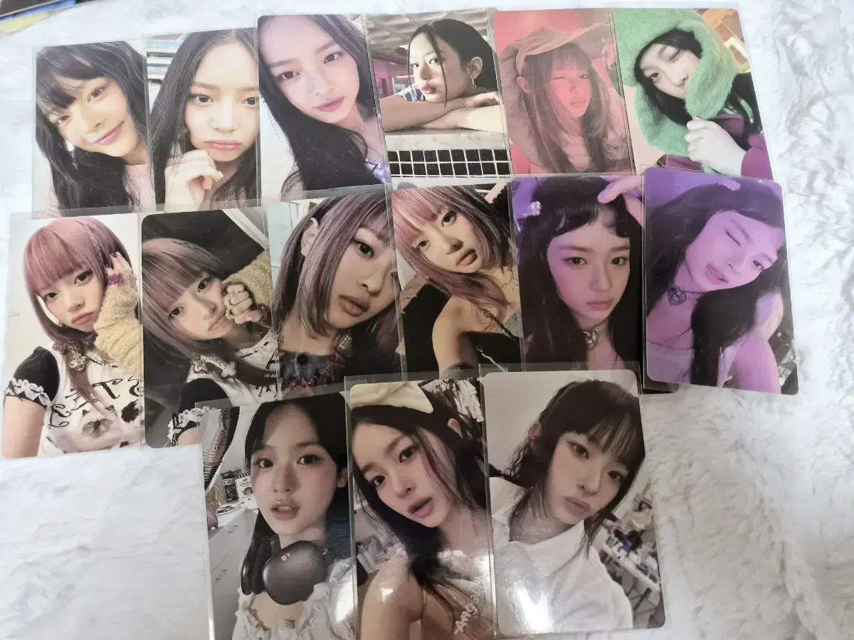 New Jeans Alpo album photocard seasons greetings photocard MinjiHaniDanielleHaerinHyein