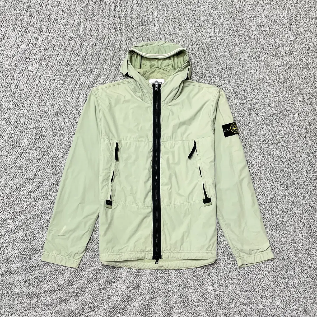 [L] 21ss Stone Island SkinTouch Nylon TC Windbreaker Hooded Jacket