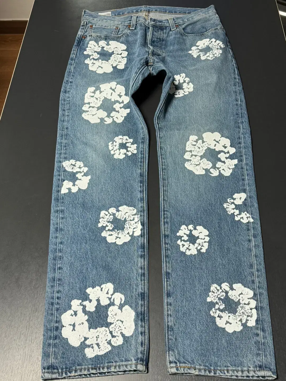 [33] DenimTears x Levi's Wreath Jin Light Wash Light Blue