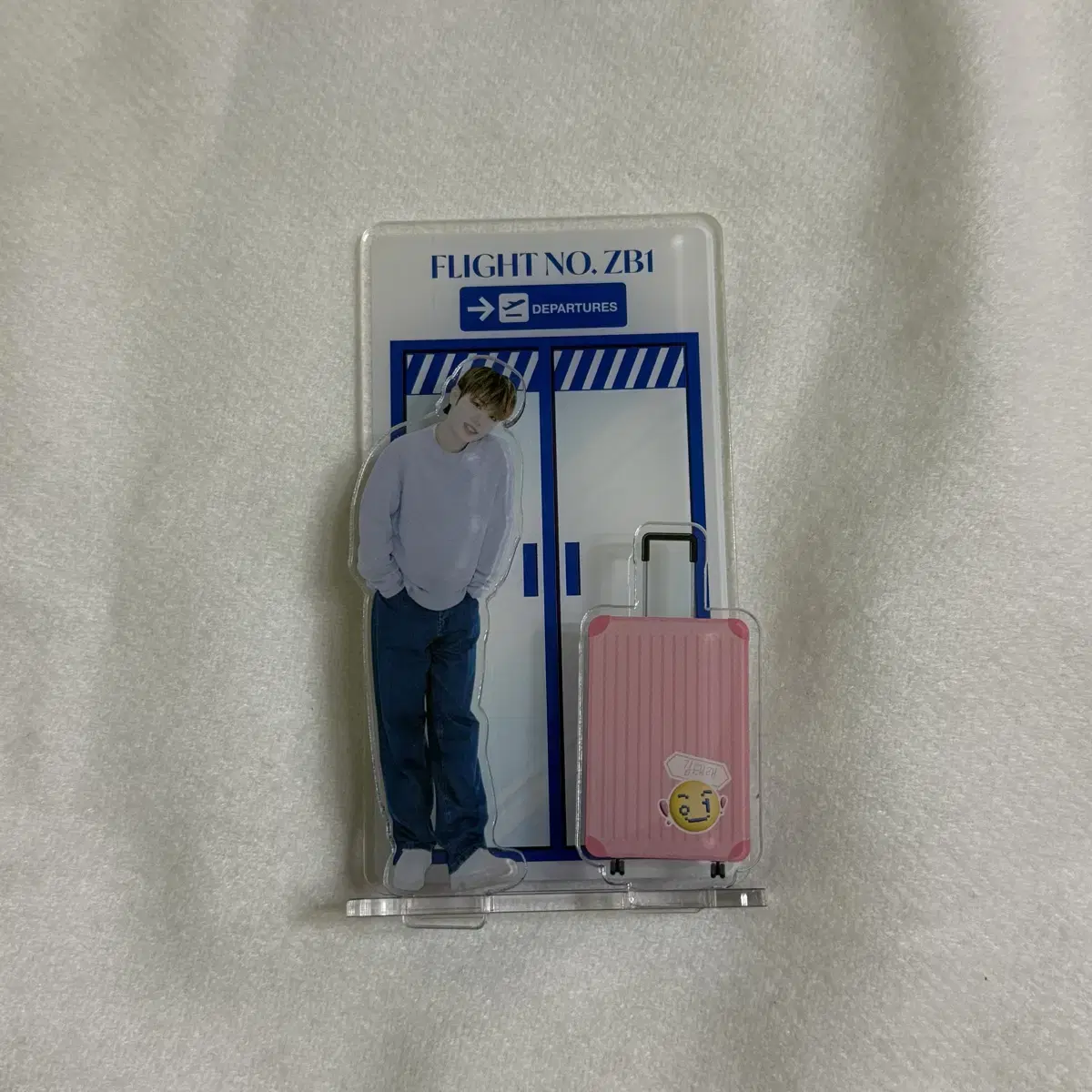 ZB1 kim taerae acrylic stand unsealed WTS