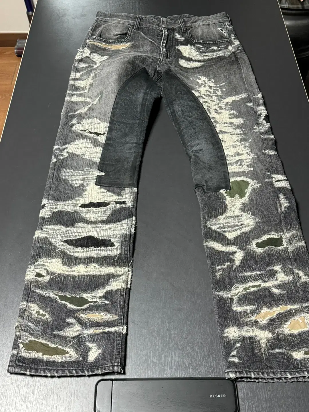 [32] Givenchy Moleskin Destroyed Denim in Black Blue