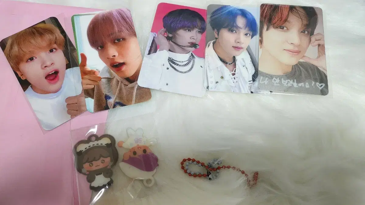 NCTDream Beatbox album and haechan unofficial goods bulk wts