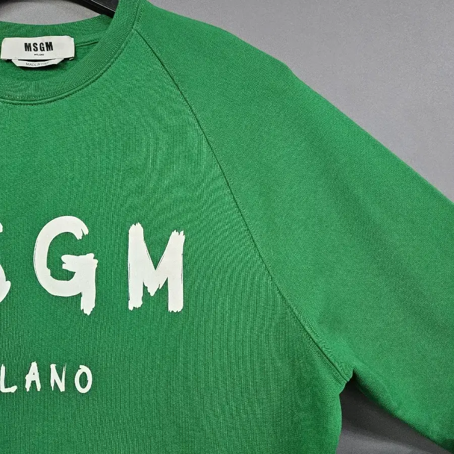 MSGM 엠에스지엠 그린컬러 남성 오버핏 105 기모 맨투맨