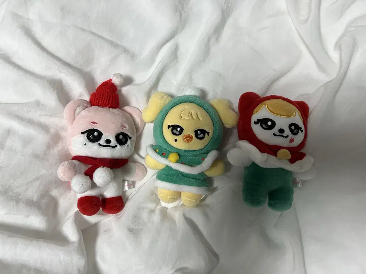 Christmas minive dolls