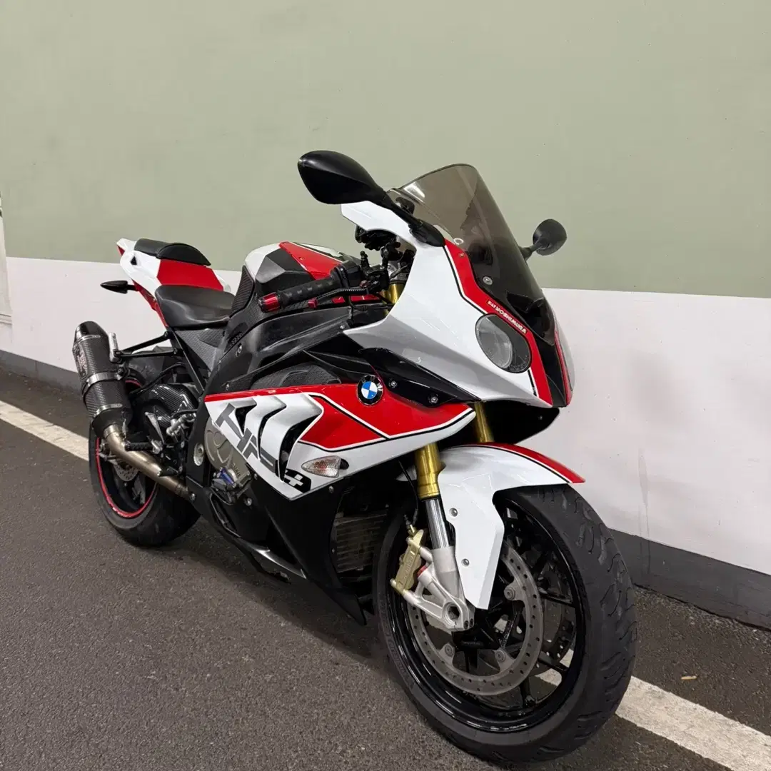 2014년식 BMW S1000RR 정비완료 판매합니다.