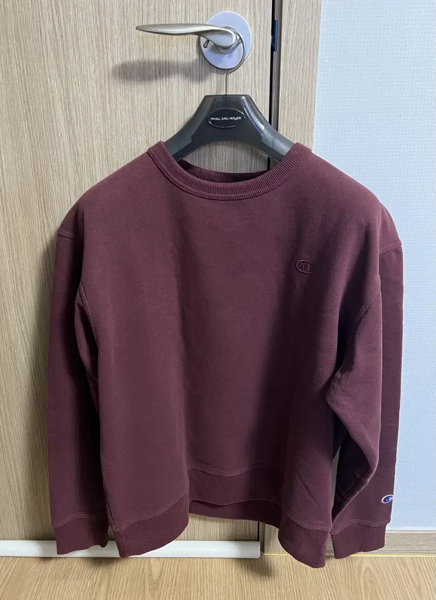 Champion top for sale (almost new)