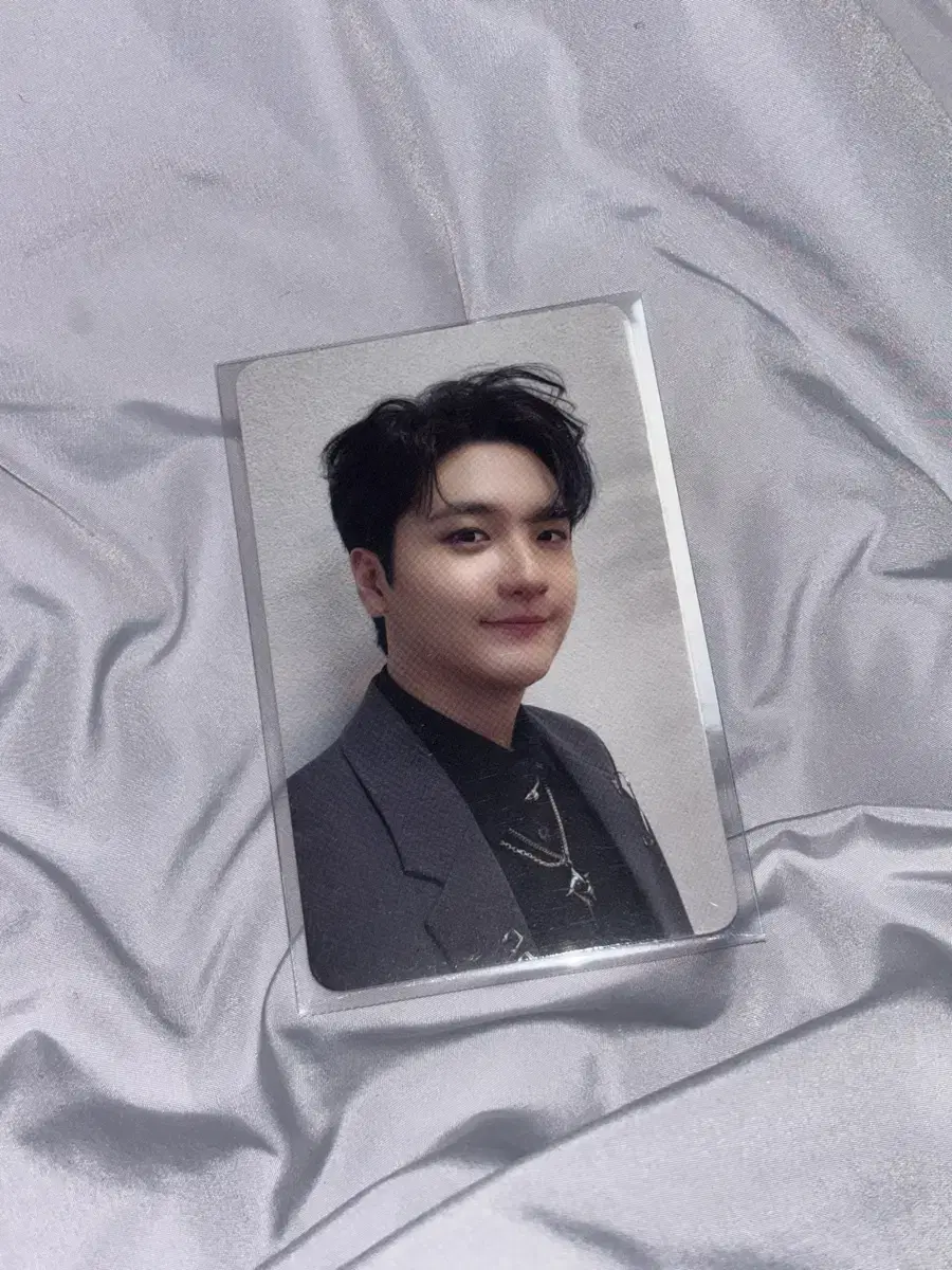 Lucy Boogeyman Lightning shin gwangil photocard photocard alpo