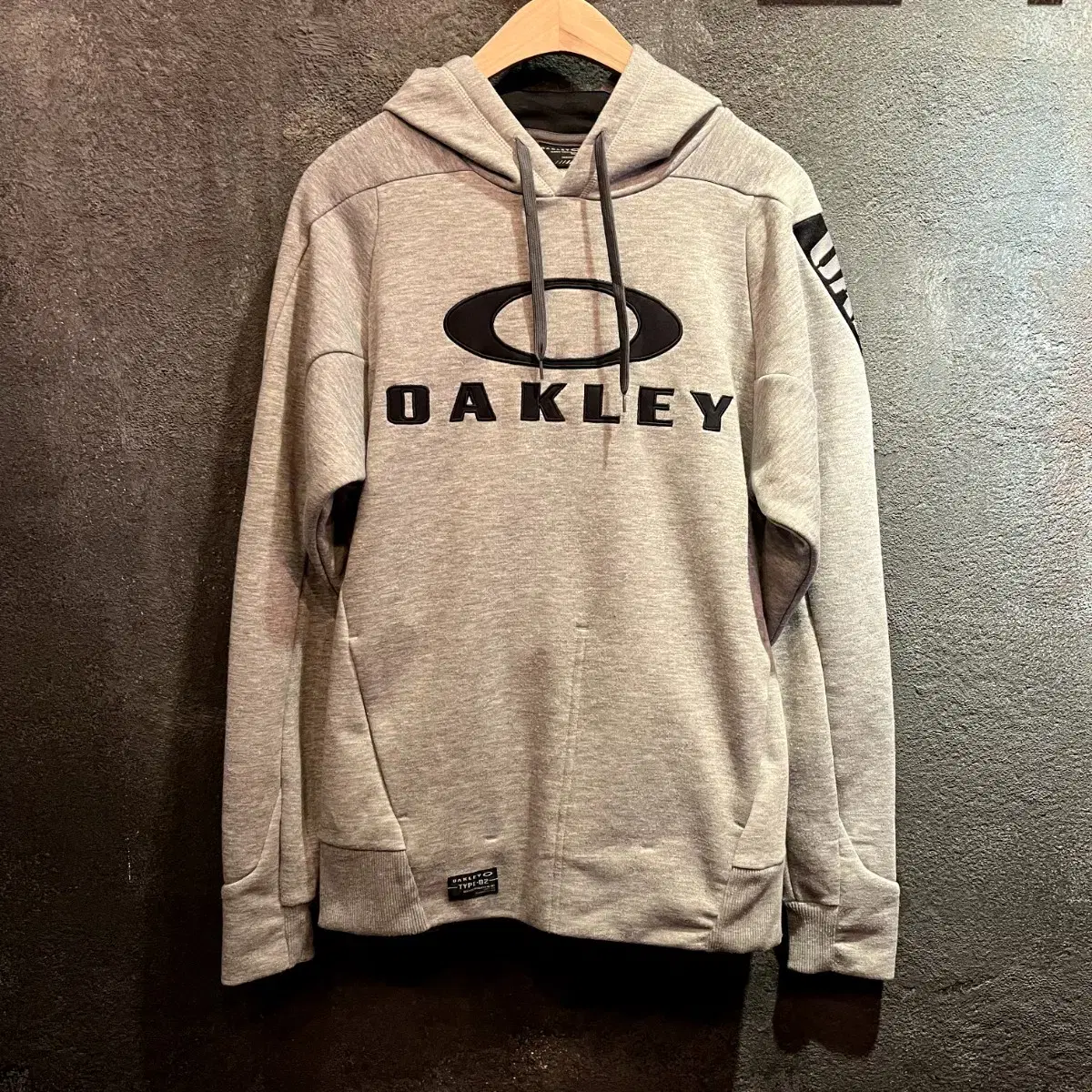 Oakley Logo Hoodie