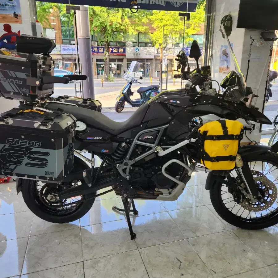 BMW F800 GS 년식2016 무사고 무슬림 머플러 구변 완료