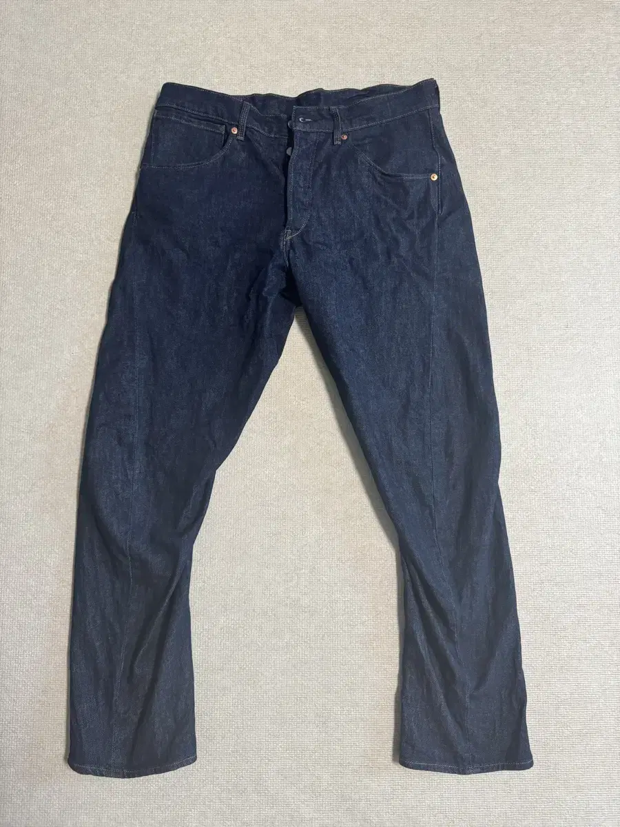 Levi's Engineered Jin 541 Size 32