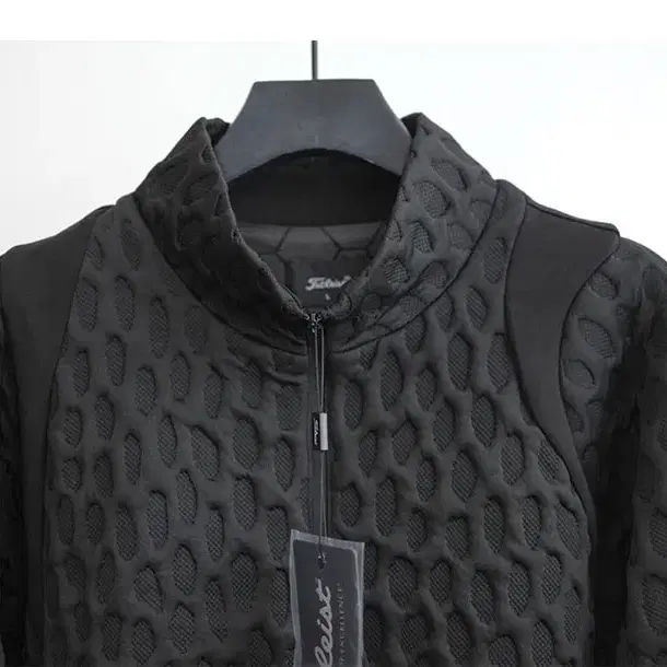 남성골프웨어 EMBO QUILTED JACKET