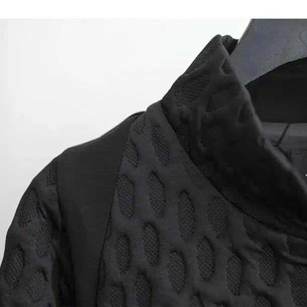 남성골프웨어 EMBO QUILTED JACKET