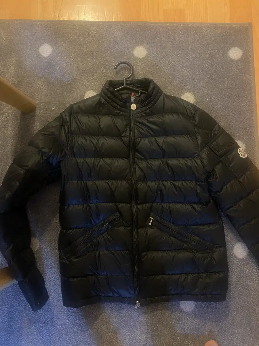 Moncler Lightweight Puffer Agay 3 sizes for sale