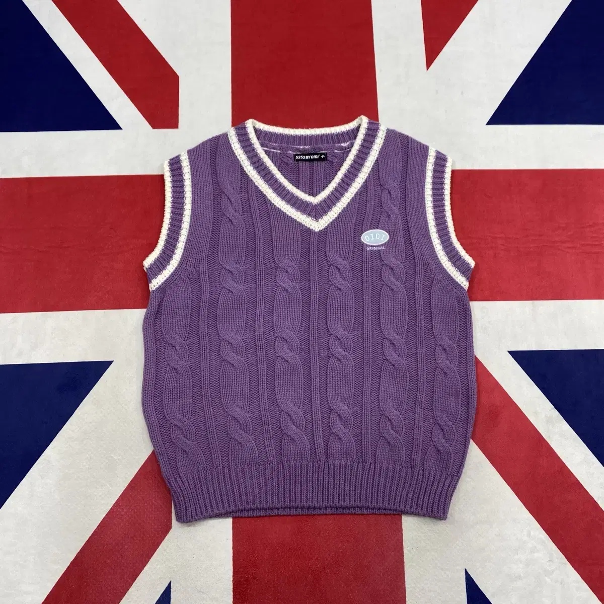 OIOI Knit Vest Free true to size M -L