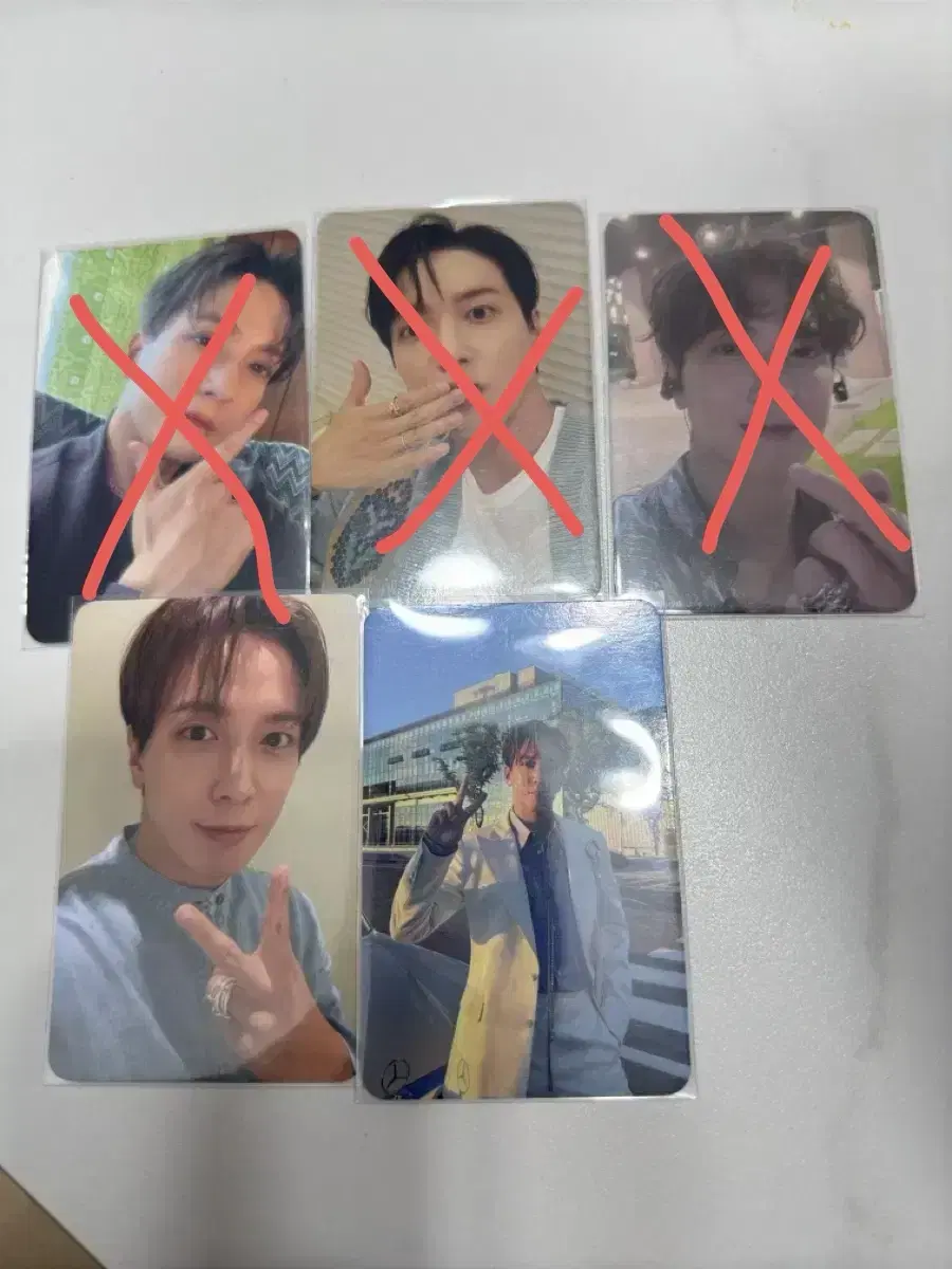 CnBLOO Jung Yonghwa unreleased photocard sells