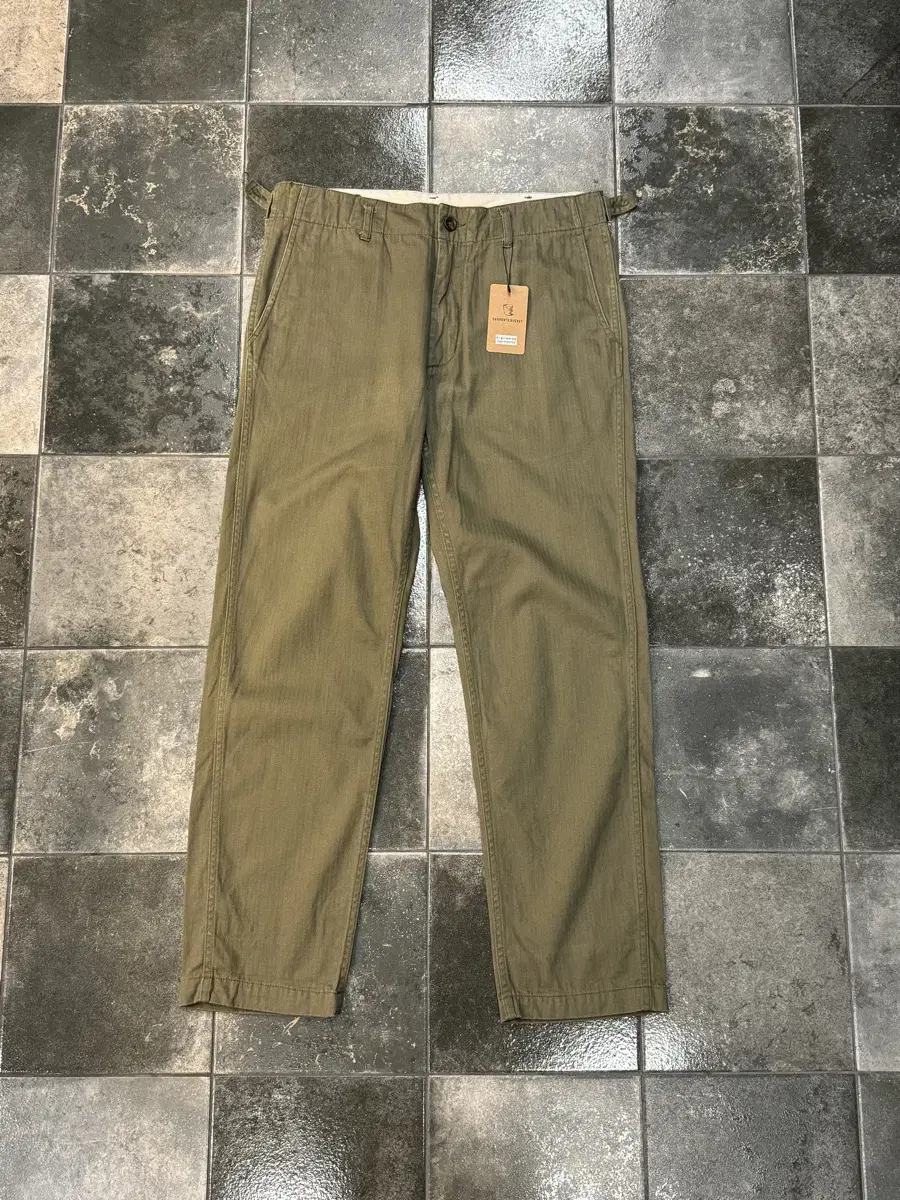 (34) Engineered Garments HBT Traverser