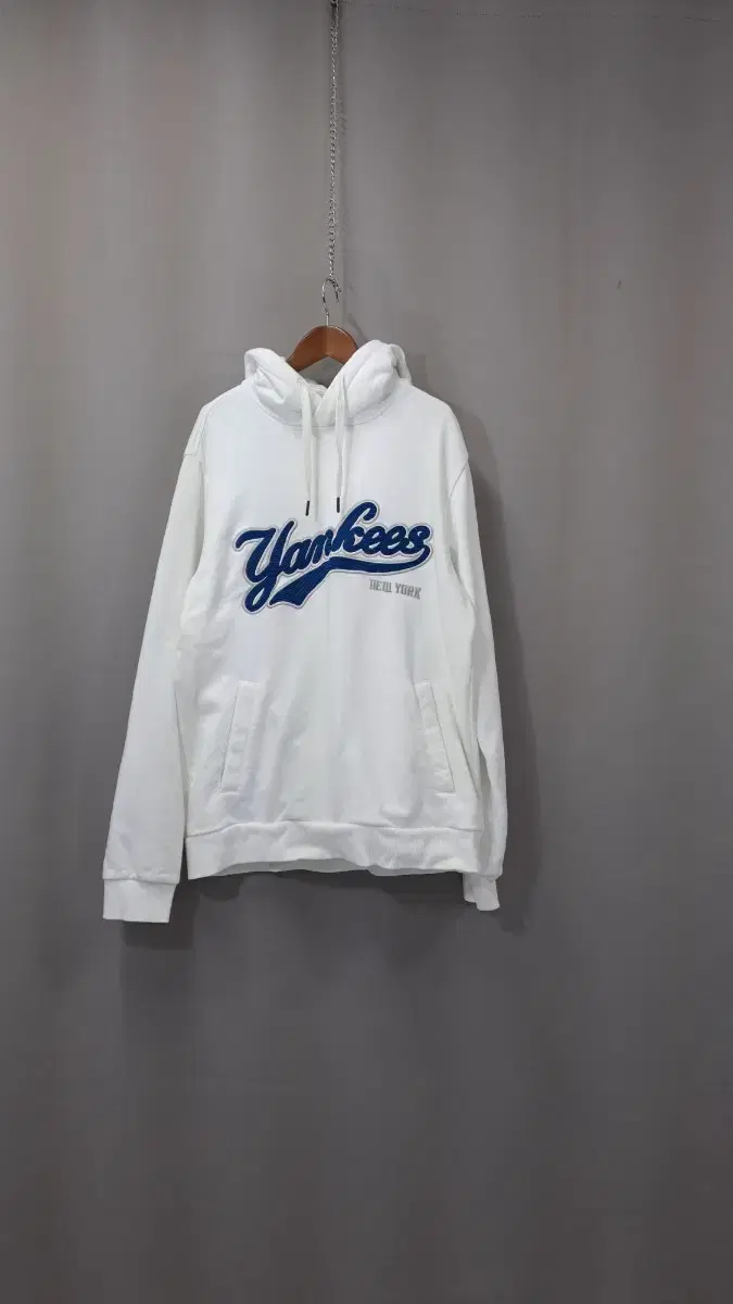 MLB Lettering White Hoodie 100% Zip Up