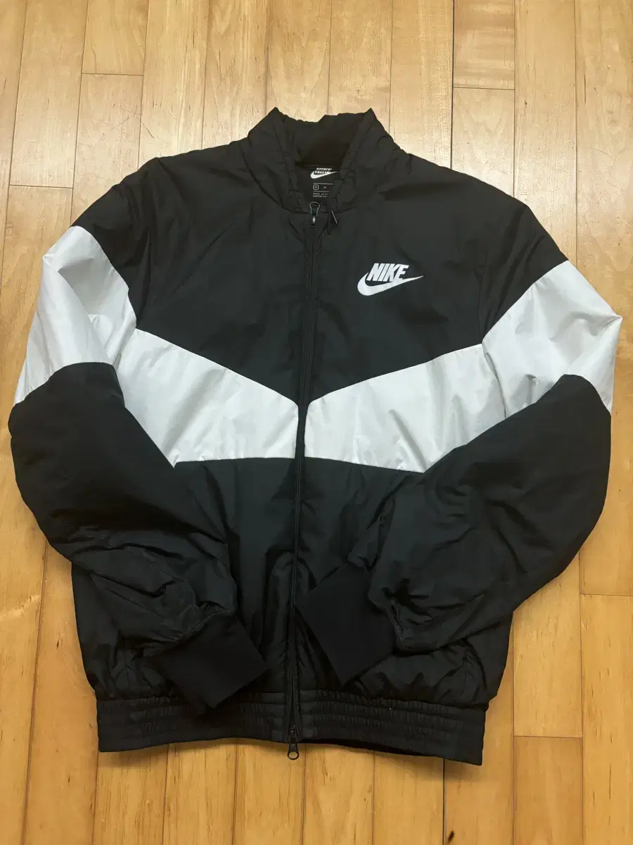 Nike Airline Jumper size M