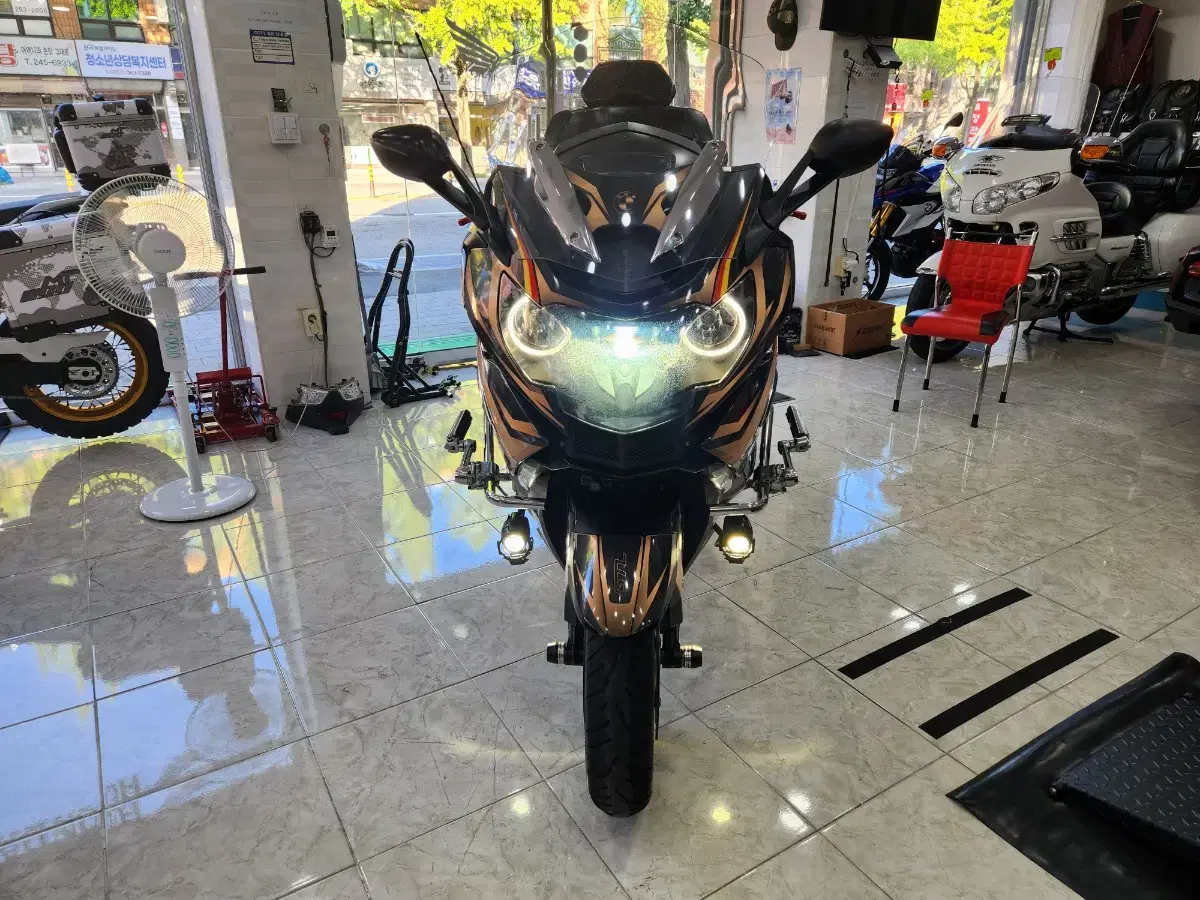 BMW K1600GTL 년식2012 무사고 무슬림