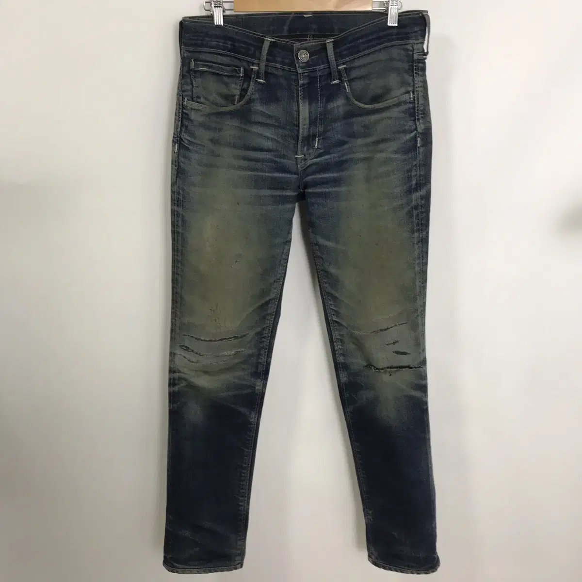 Levi's 511 Black Blanket Tab Jeans [34]