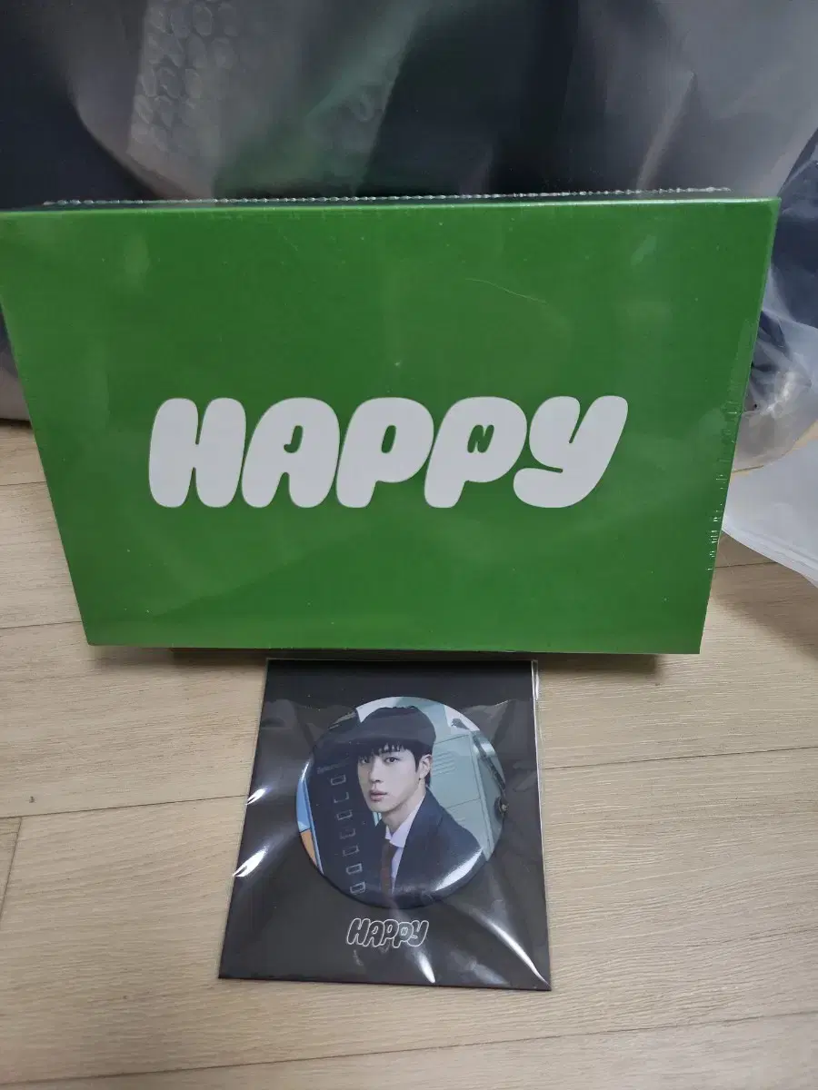 석진 해피 아미 데이 pop mart gift