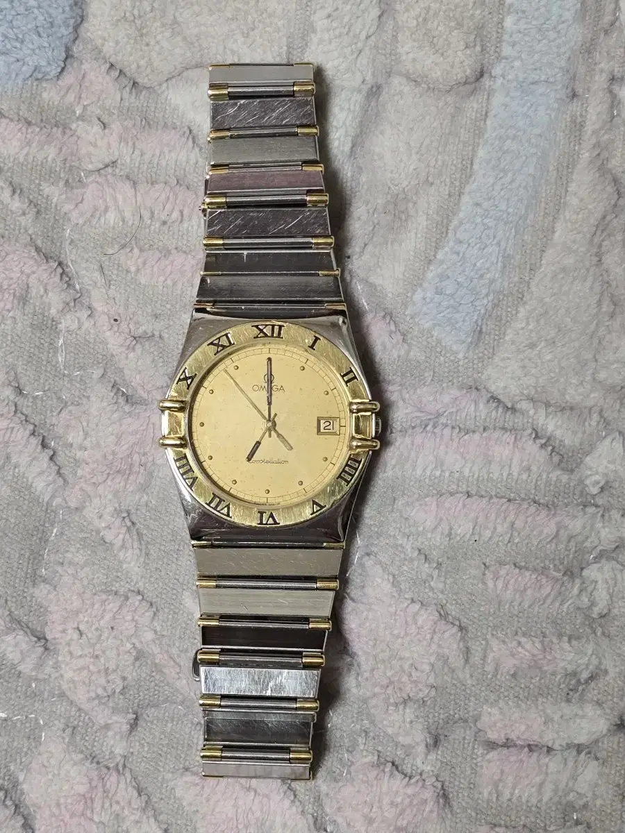 Omega Constellation 18K Half-Bar Yellow PartAll18K 34mm UsedGas Yes