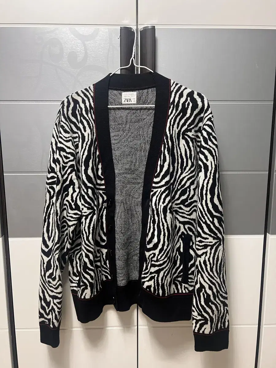 ZARA LIMITED Cardigan L