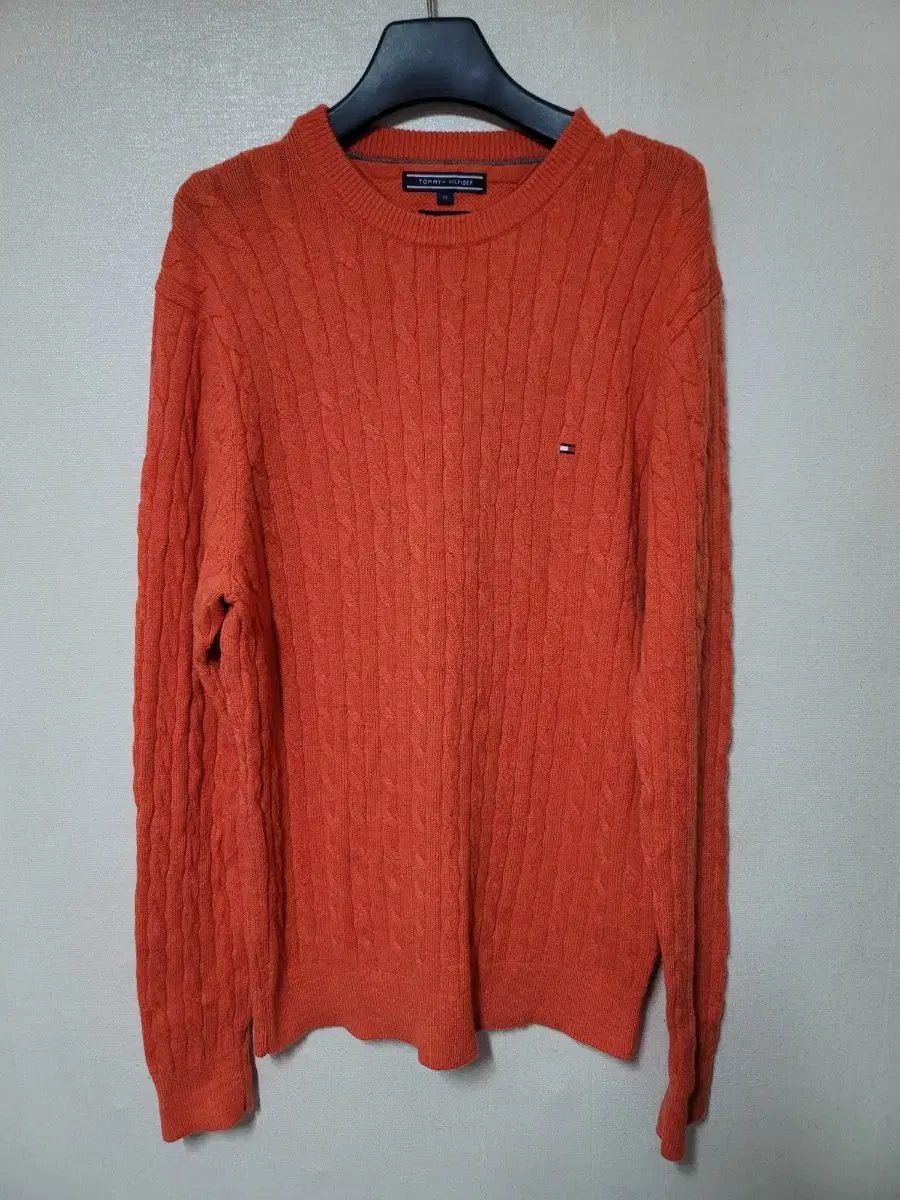 Tommy Premium Lambswool Cable Knit