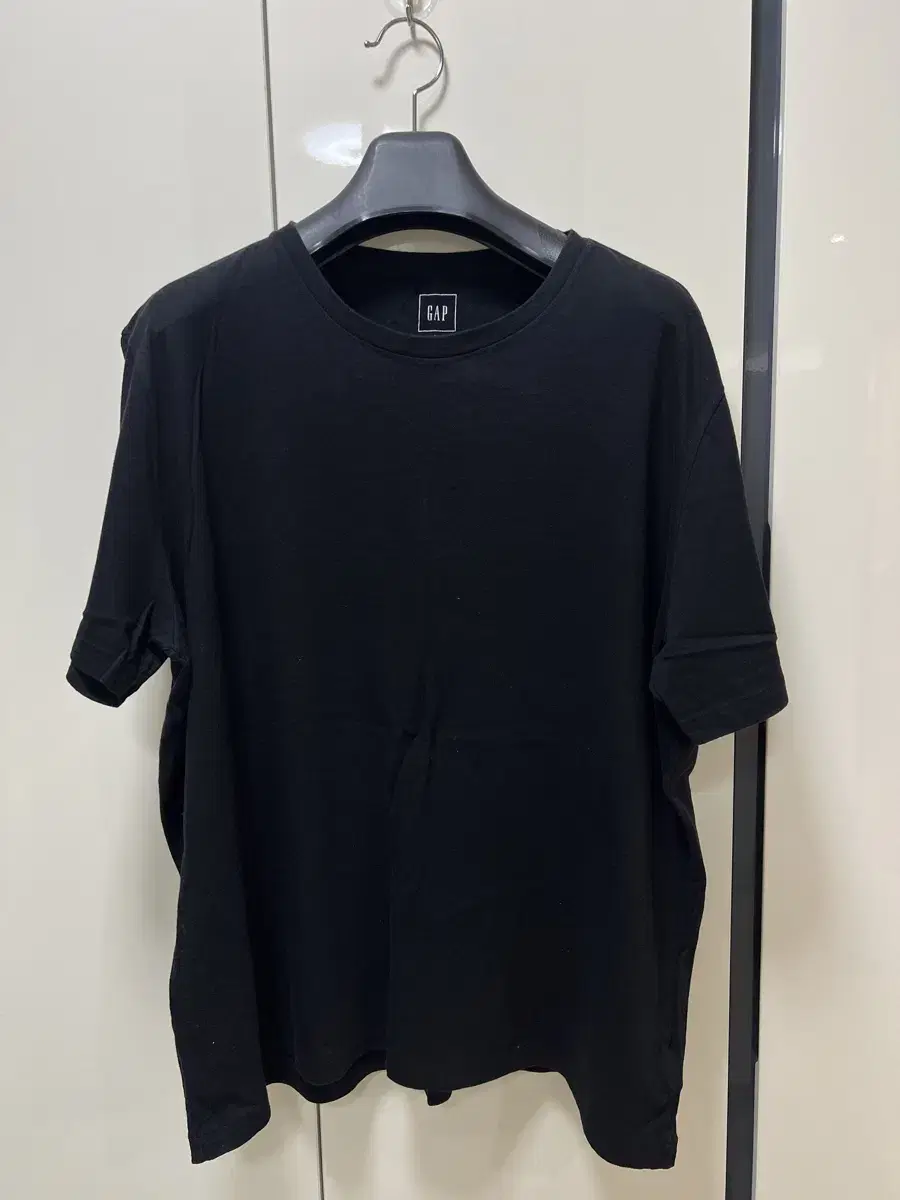 Gap Short Sleeve T-Shirt