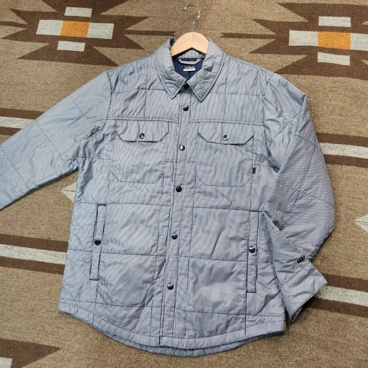 100% Nike Quilted Shirt Jacket