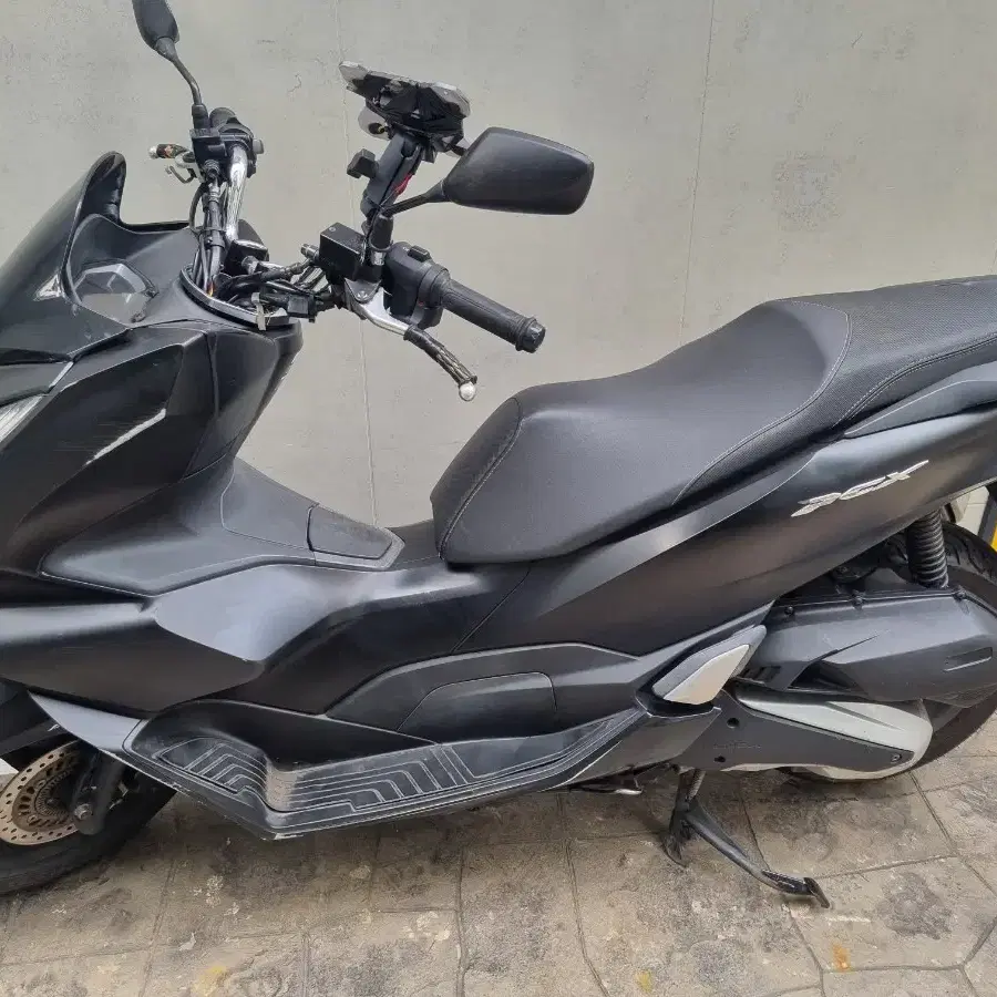 pcx21abs+dna엠보이125 2대일괄판매