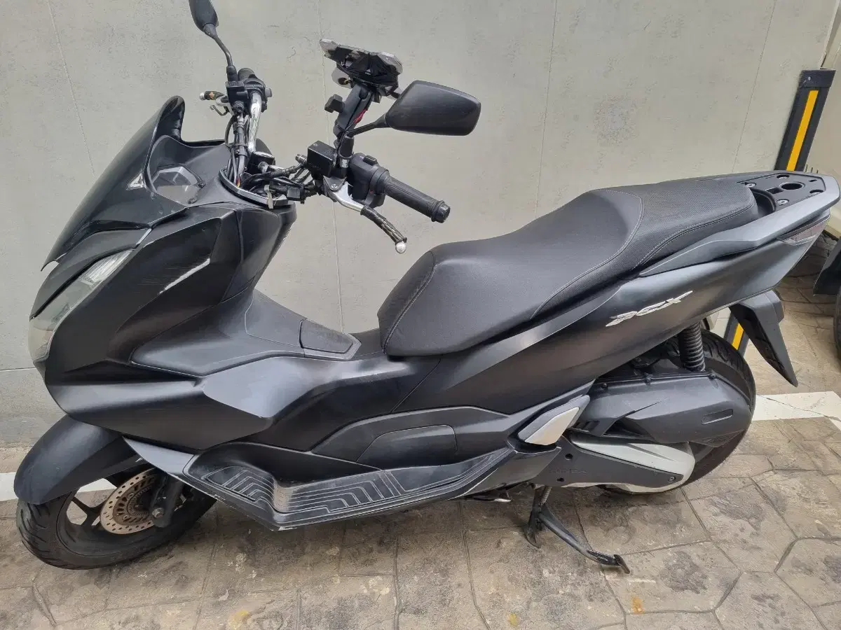 pcx21abs+dna엠보이125 2대일괄판매