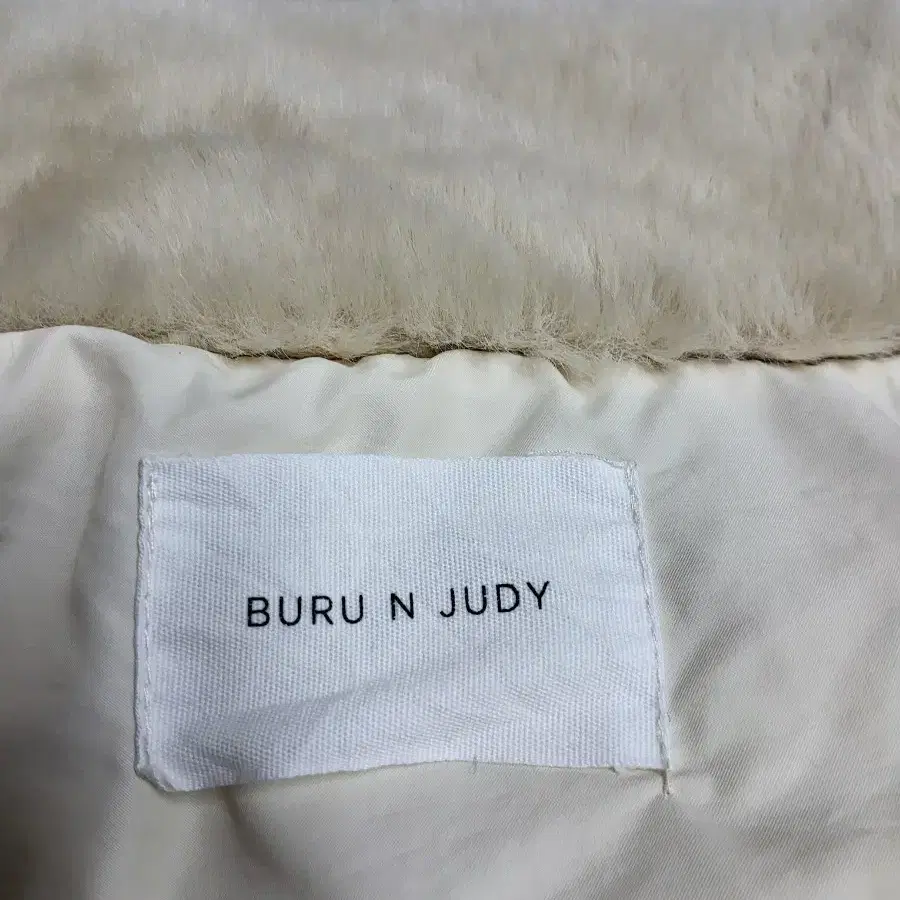 BURU N JUDY 패딩 여 77