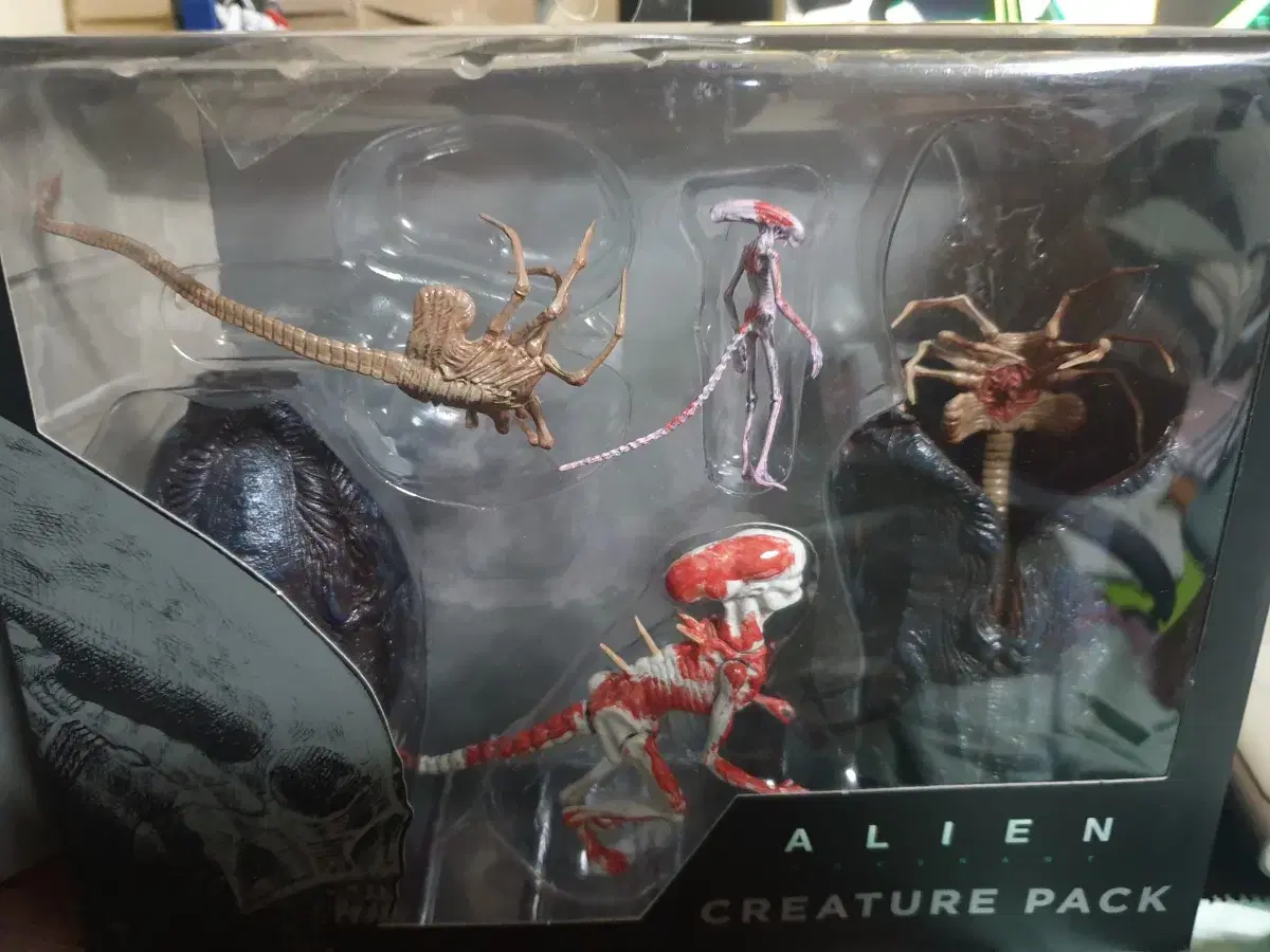 NECA Alien Figures CREATURE Pack Unsealed for Sale