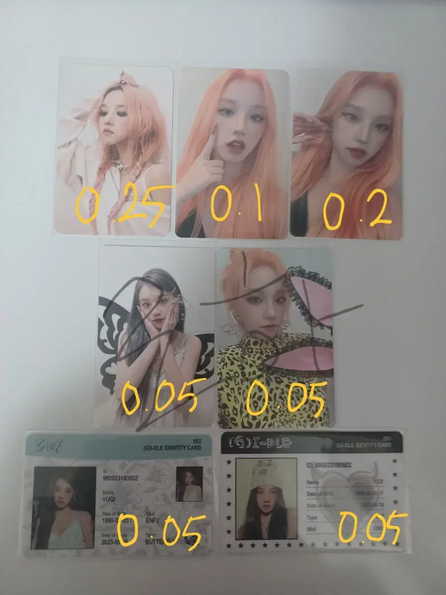 (female)idles yuqi alfo photocard wts