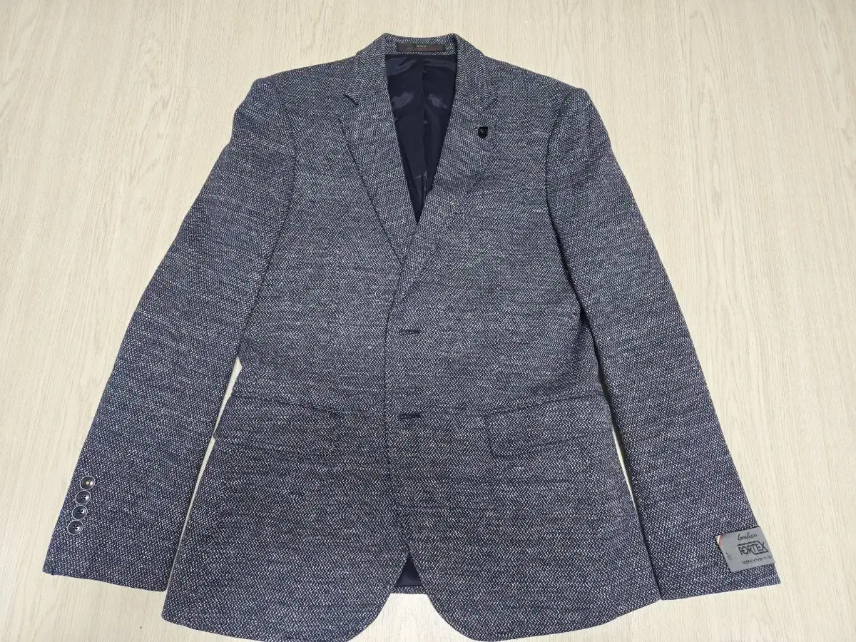 Jike Jacket (size 100)