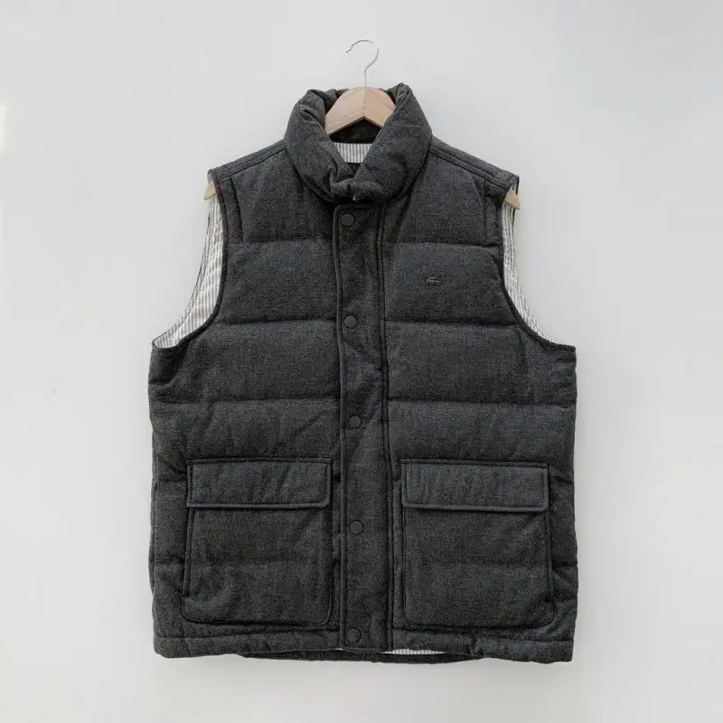 52 Lacoste Duck Down Vest F542