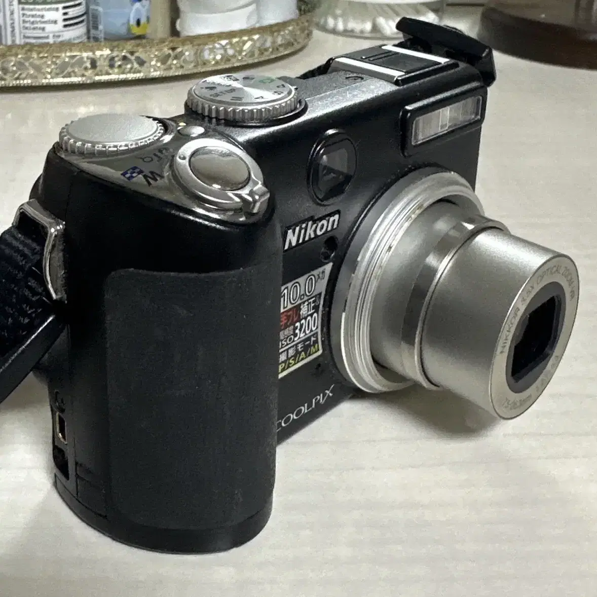 니콘 Coolpix P5000 디지털 카메라