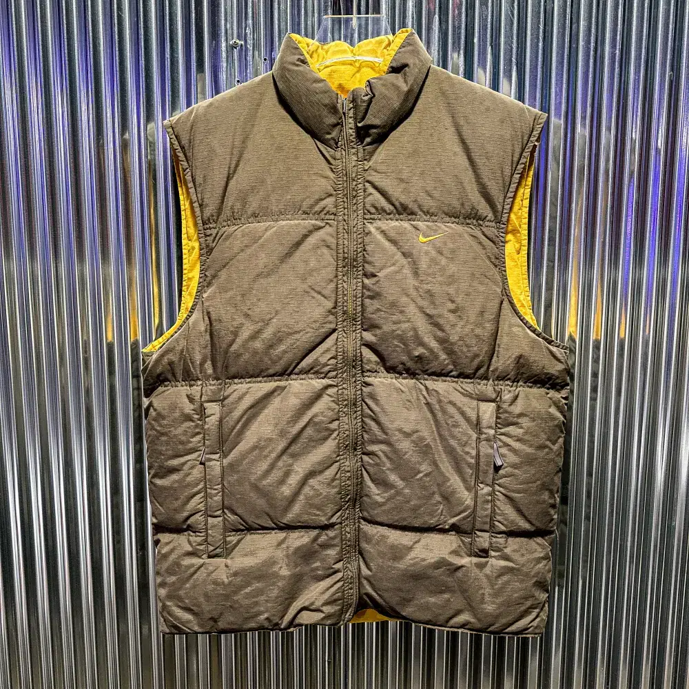 Nike Reversible Retro Padded Vest (Domestic L) CE779