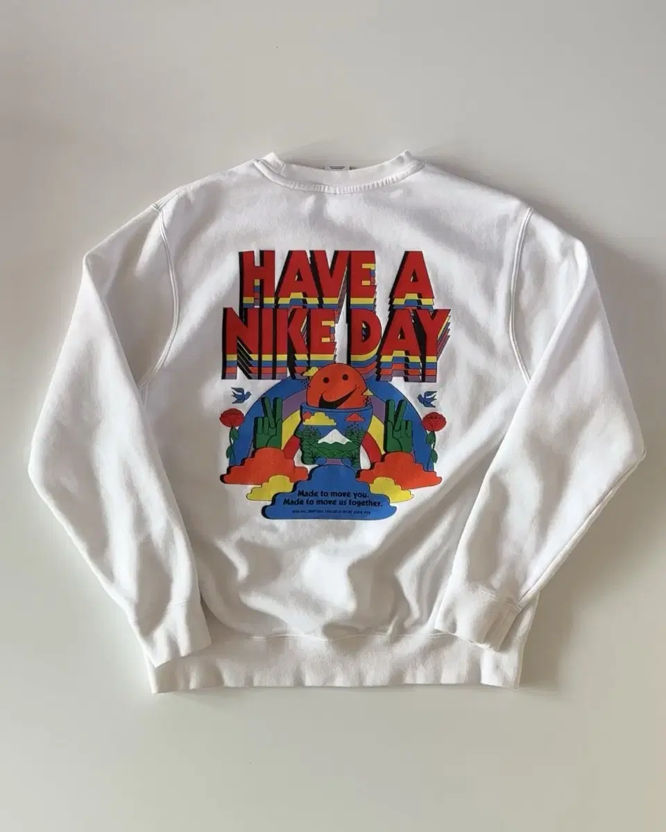 have a nike day printed nike brushed top xl (105)