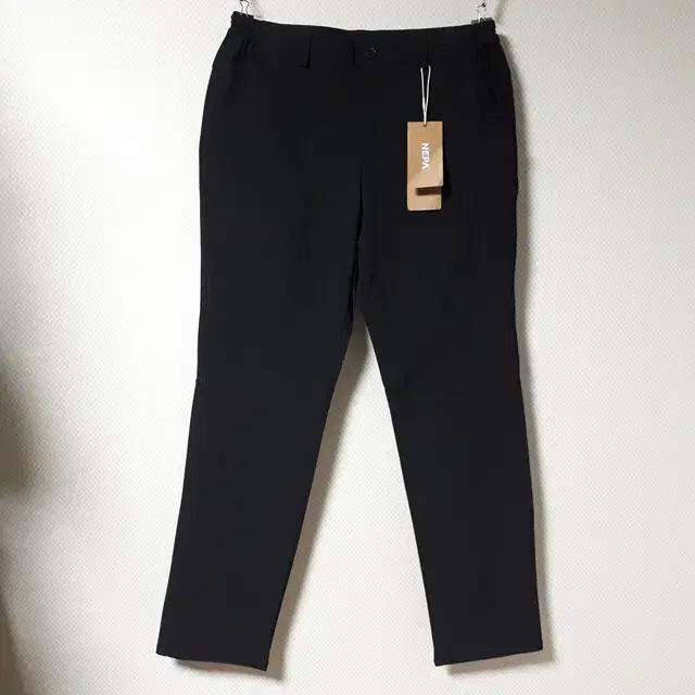 33/NEPA Short Momo Black Pants/33-343