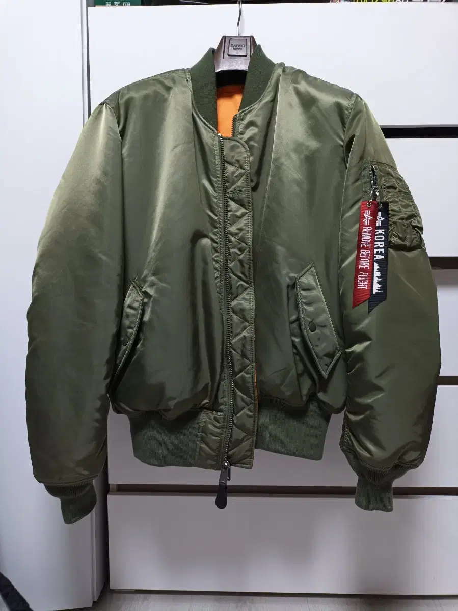 Alpine Industries MA-1 Sage Green Size L Regular Fit