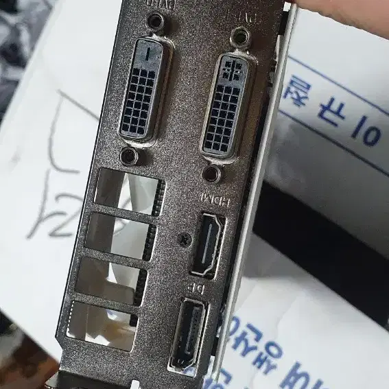 갤럭시 GTX950 개간지 화이트 LED 그래픽카드